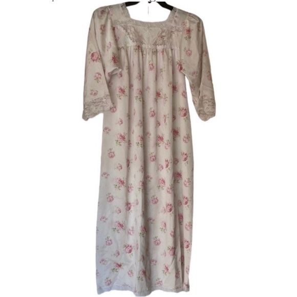 Christian Dior nightgown White with roses size PETITE vintage - Picture 1 of 14